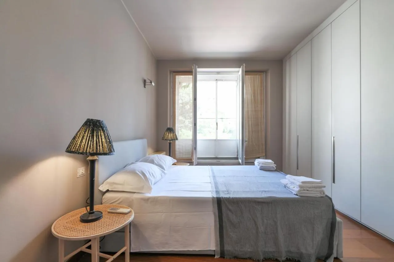 Castello Luxury Apartment - In The Heart Of Milão